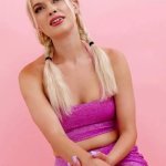 Beautiful Blonde squirt per ongeluk bij casting call