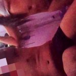 Cici colmek di kamar mandi pakai dildo muncrat banyak banget Videos Porno