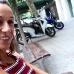 Je rencontre ma pornstar amateur préférée dans la rue et on baise