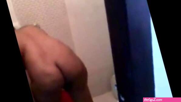 Desi mom nude leaks
