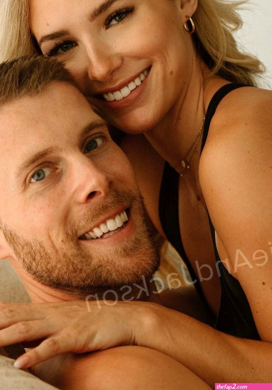 Jessieandjackson anal riding 310